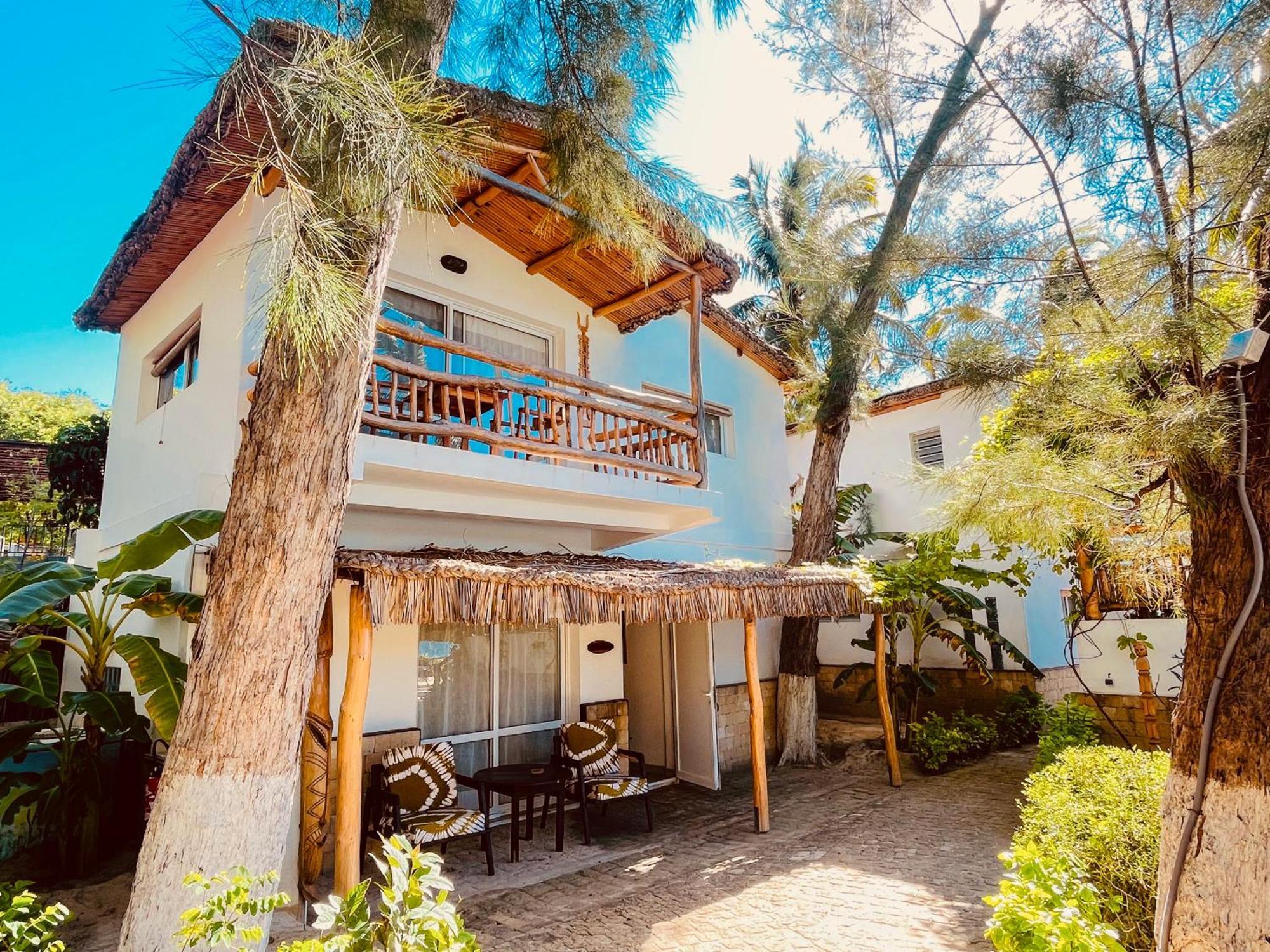 Vovo Telo Lodge Toliara Extérieur photo