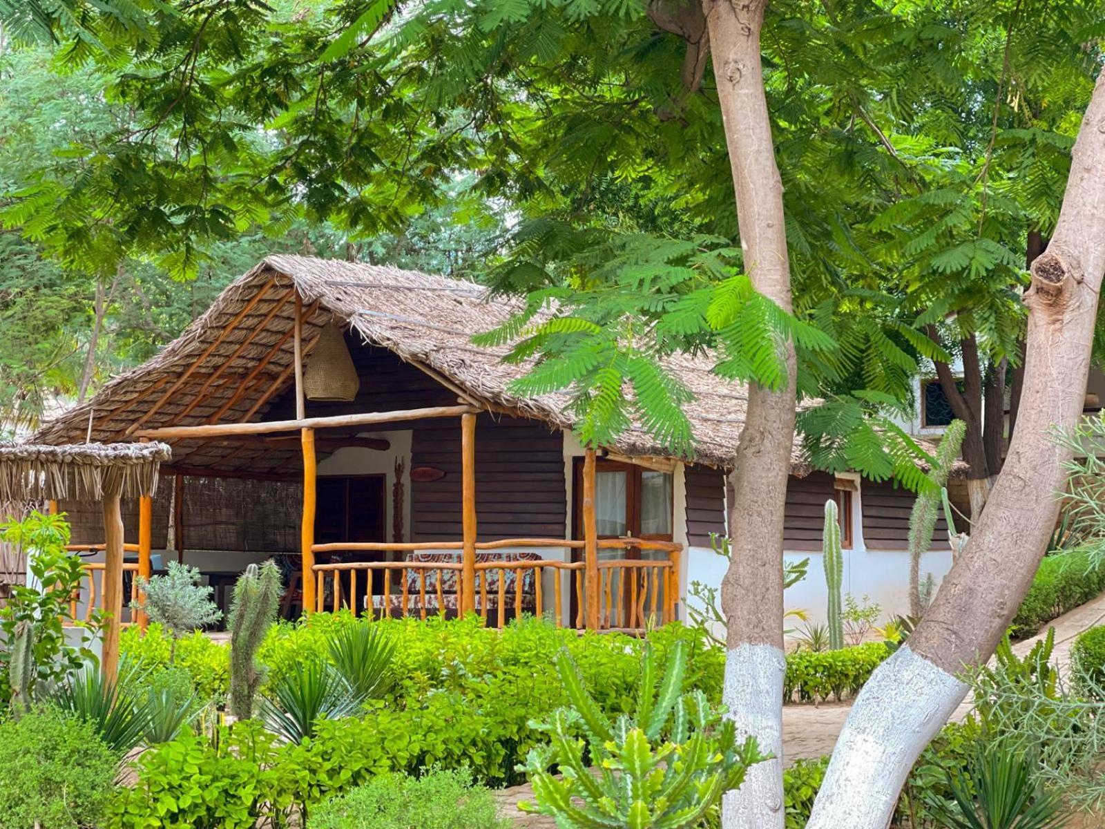 Vovo Telo Lodge Toliara Extérieur photo